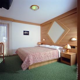 Hotel Latemar Almhütte Berghütte